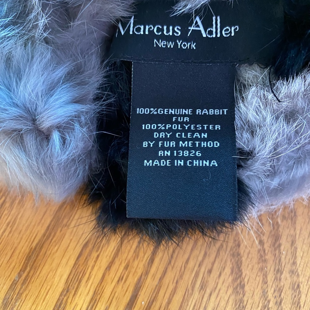 NWOT Rabbit fur scarf - Picture 7 of 10